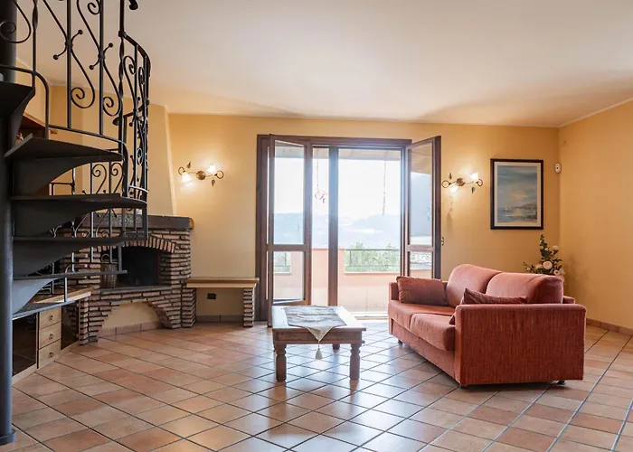 H11 Oasi Serena Parcheggio-giardino Apartman
